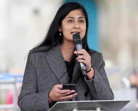 The Coventry South MP Consults Defamation Lawyers In the Wake of Dispute With Jeremy Corbyn Regarding Party Finances